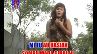 Download Lagu PUTRI SILITONGA - HASIAN NA LAGU MP3
