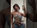 Mia guisse très sexy