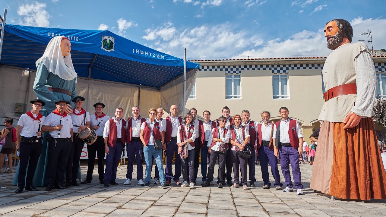 Gigantes de Irurtzun (Navarra). Kalejira en fiestas 2018. Irurtzungo erraldoiak.
