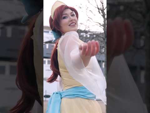 THE PRINCESS TWIRL 🤩😍 Amazing Anastasia Disney Cosplay #shorts