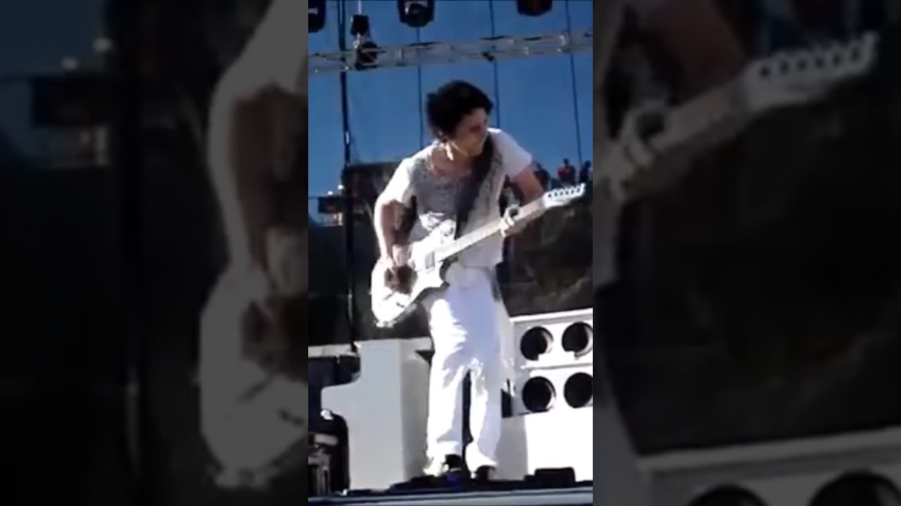 Matt Bellamy guitar tricks #4 