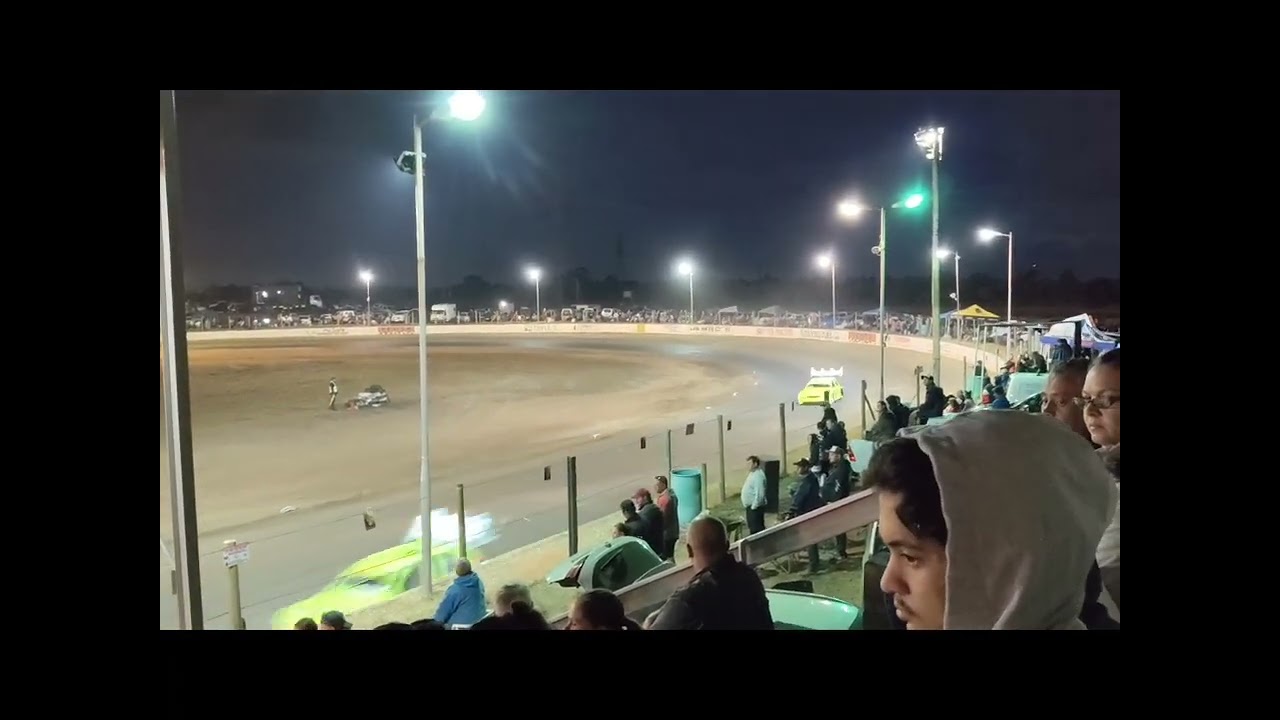 2.1 Гонки на модифицированных серийных автомобилях на овальном треке №2 🏁