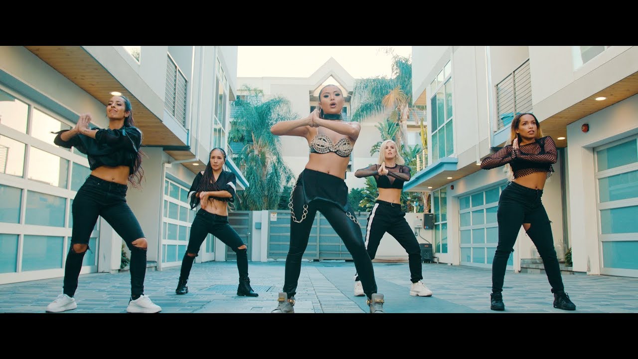 MiMi   Crazy ft Krayzie Bone  NomaD Official Video