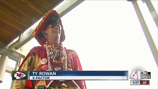 Super fans travel to Oakland for Chiefs game