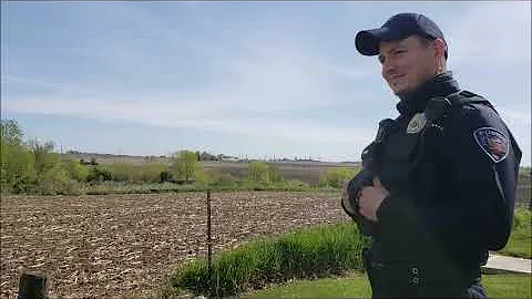 Officer Ferrin in Carroll, Iowa /Cop cam 2