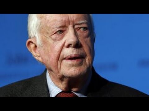 President Jimmy Carter announces he has cancer
