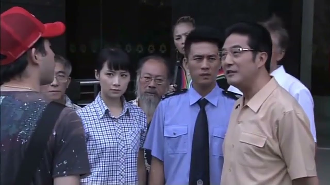 保安被人欺负，谁知他身份不简单，董事长竟亲自出面撑腰