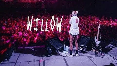 WILLOW - Curious/Furious - live Walmart Free Skate 2022
