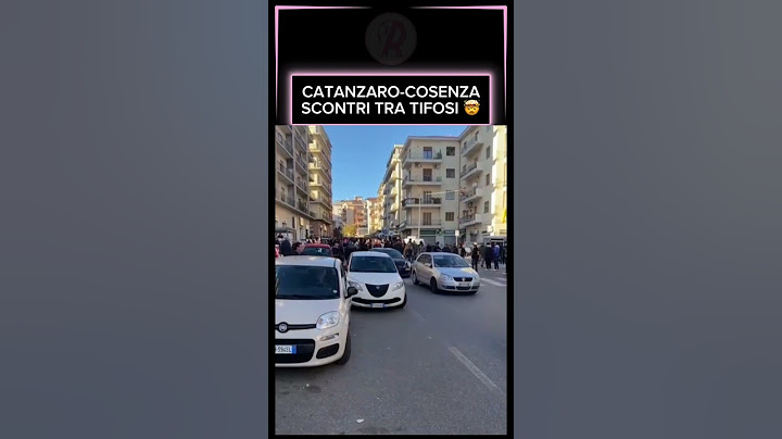 CATANZARO COSENZA - SCONTRI TRA TIFOSI IN OCCASIONE DEL DERBY 🤯 #shorts