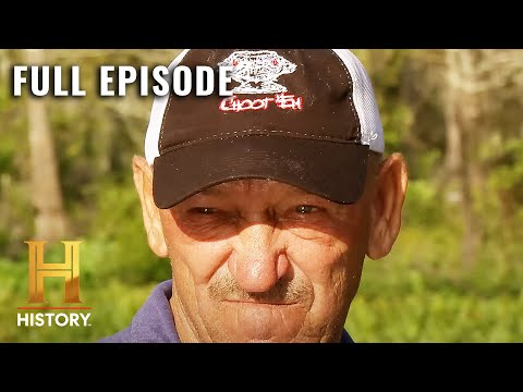 Swamp People: Troy SKEPTICAL of New Hunting Spot (S12, E11) | Full Episode