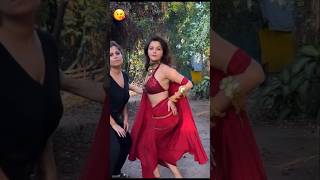 Gulabi Saree Lal Lal