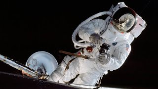 Rusty schweickart was the first man to test moon suit in vacuum of
space. he describes minutes spent floating outside as an “out this
world...
