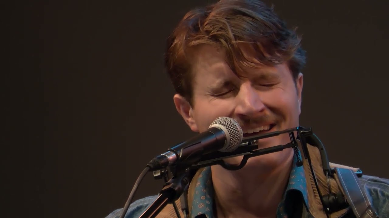 YouTubeでEli Waltz - Virginia | PNC Live Studio Sessionを視聴