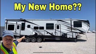 Why This Cyclone HD RV Would Be The Perfect Home!! Copart Walk Around 5/1/24