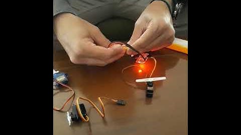 Faulty EMAX ES08MDII - Disco parrot test