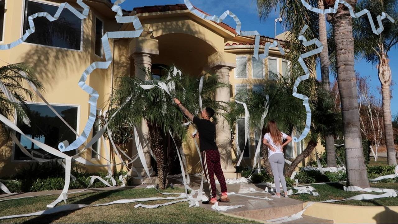 How to Toilet Paper a House images pictures How to Toilet Paper a House