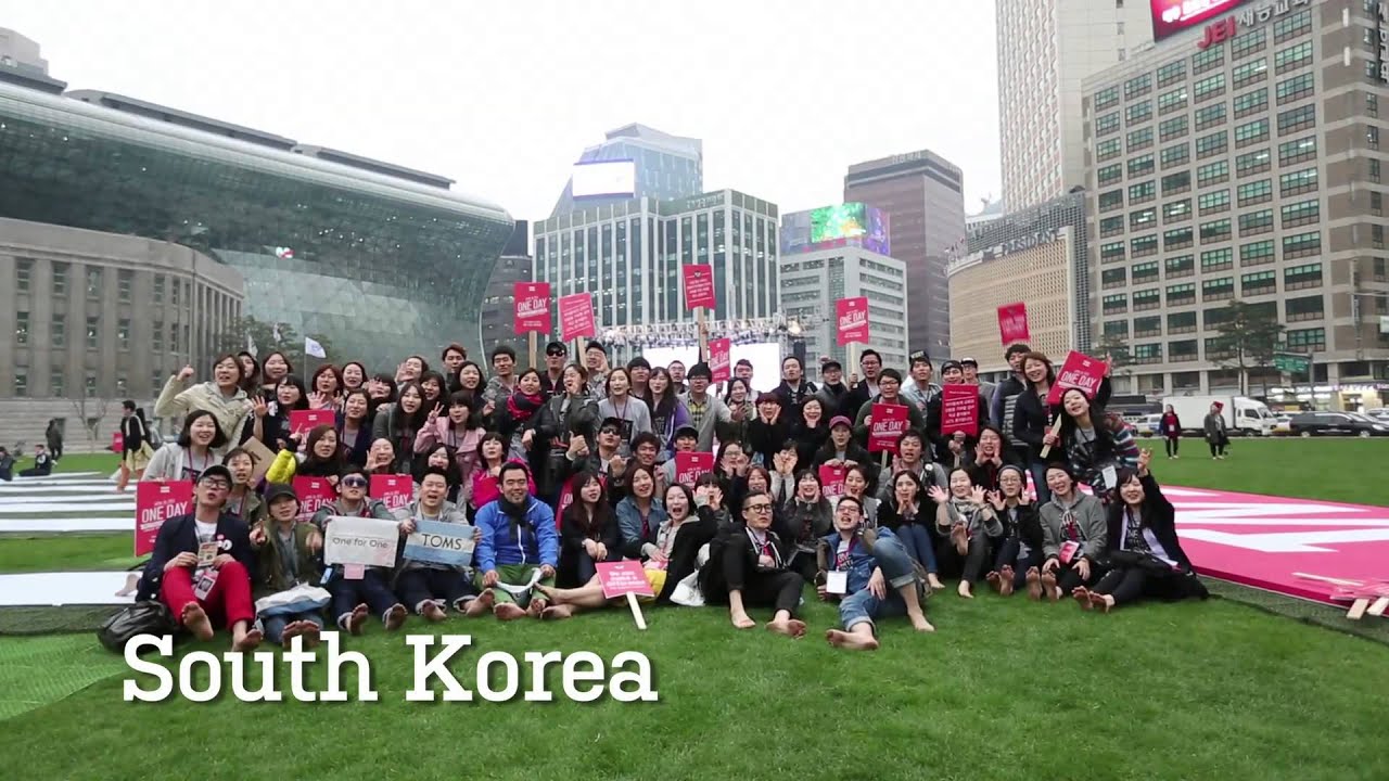 TOMS 2014 One Day Without Shoes