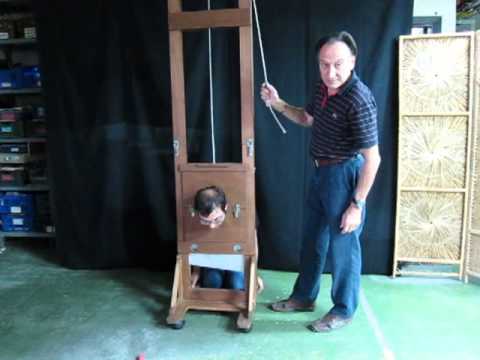 magicus, guillotina cabeza - YouTube