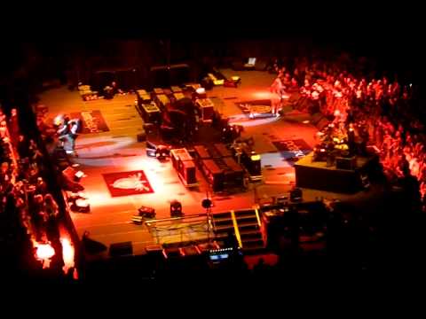 Lamb of God- Walk With Me In Hell live at Madison ...