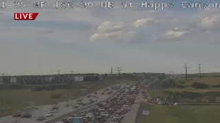Northbound I-25 closes for vehicle fire