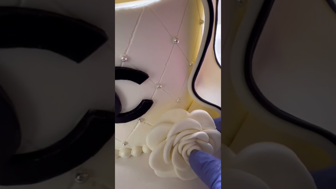 Chanel cake fashioned cake woman birthday cake 