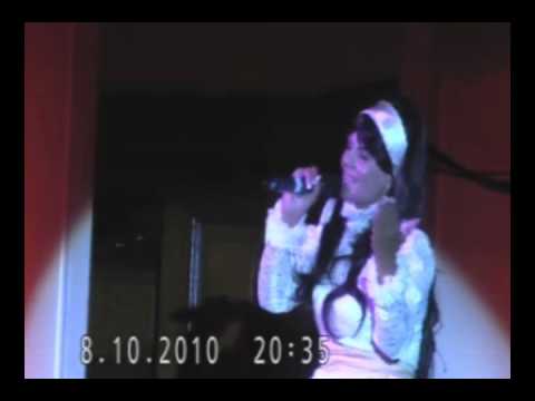 Karen Carpenter Tribute Singer and Sound-alike Act Jenny Sinclair sings I Need to be in Love