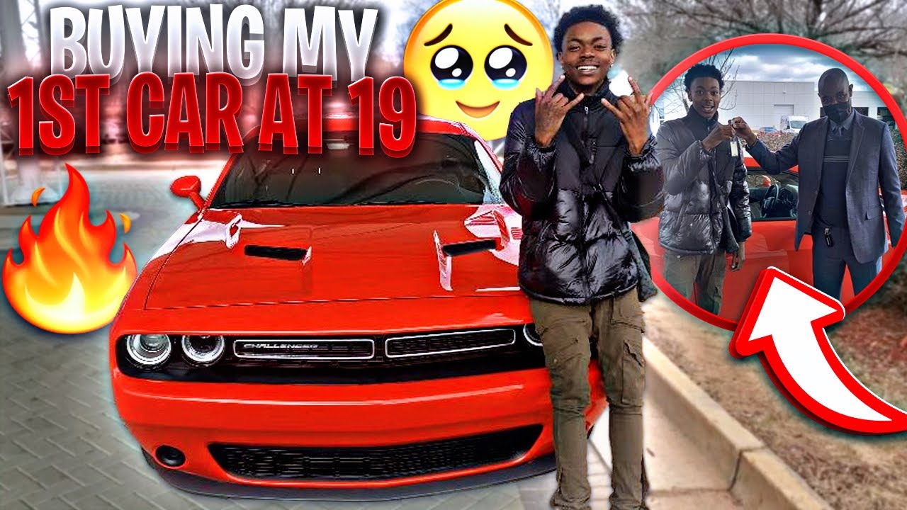 BUYING MY FIRST CAR AT 19… - YouTube