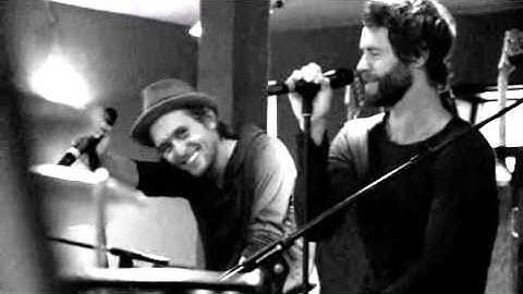 Take That Abbey Road Session - The GeeBees