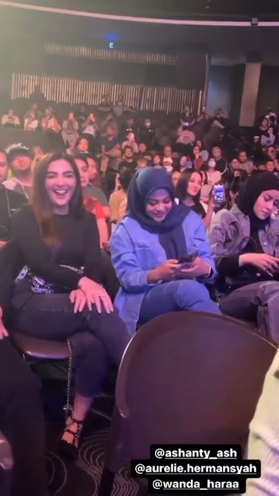 konser dewa 19 penontonnya banyak banget artis juga pada datang #shorts