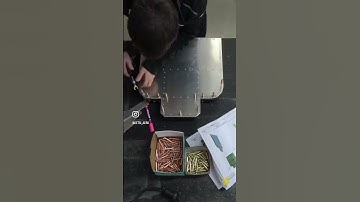 Building the rear seats… ✈️ Sling TSi Build