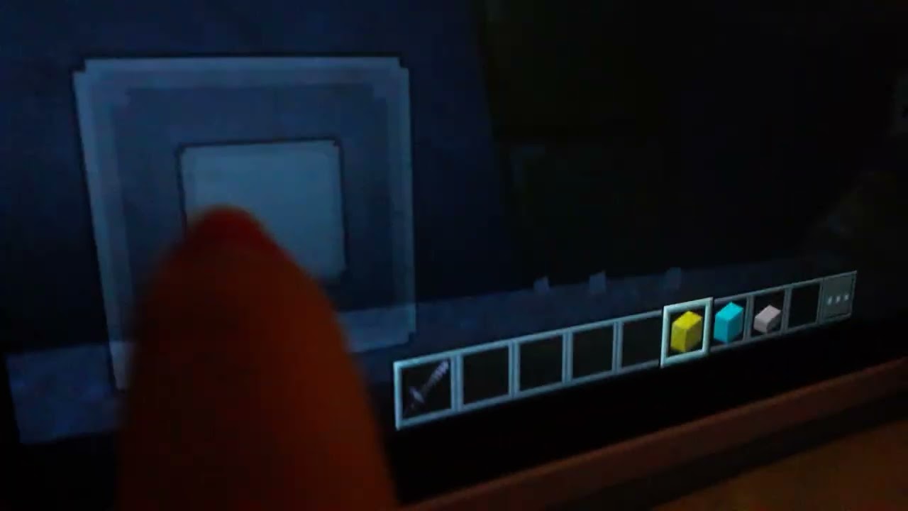 Turning a abandoned village into a luxury village (minecraft) 