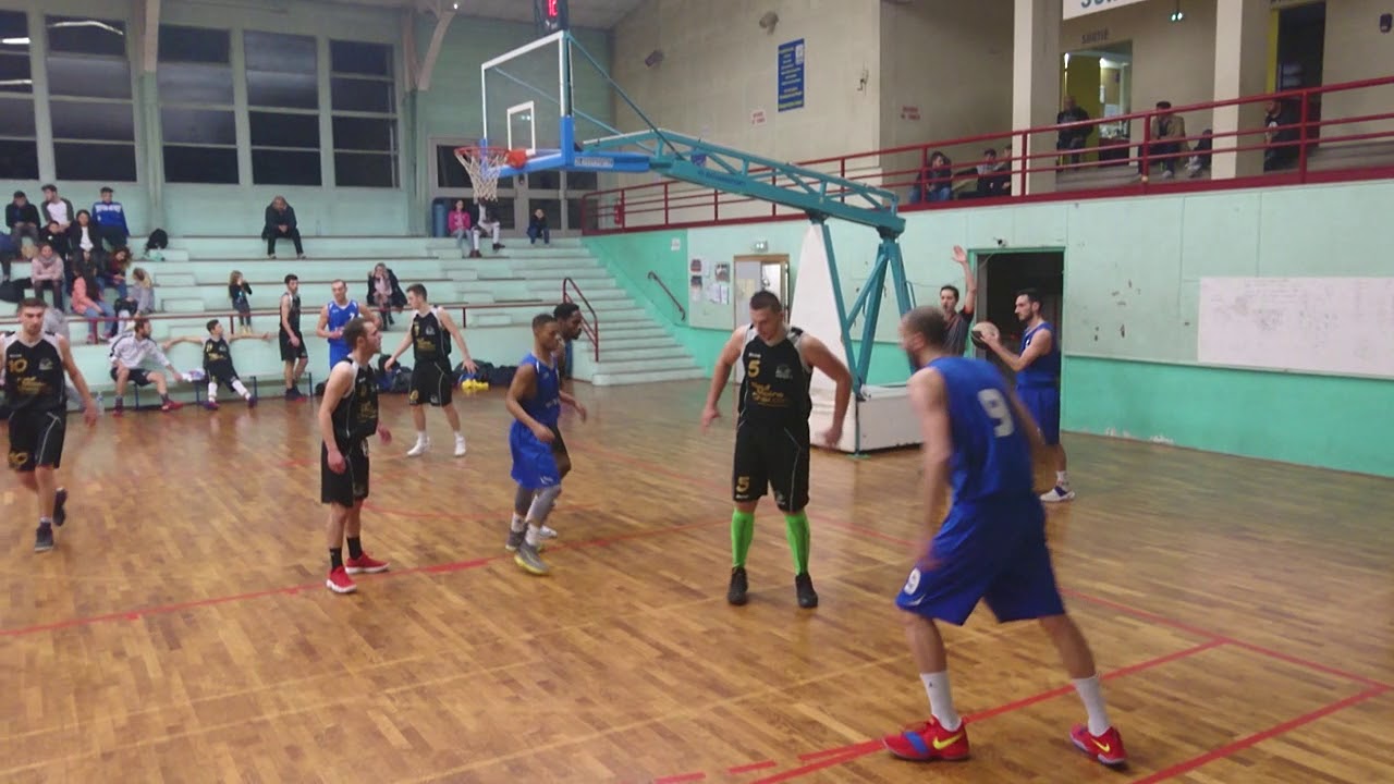 Fin de match animée à Montceau entre le BMB et Fontaines