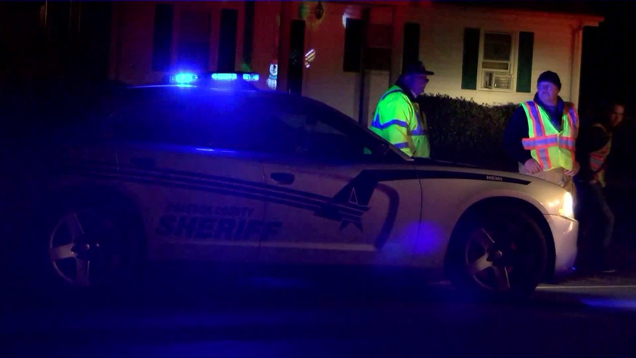 RAW: Scene where body was found in Robeson County - YouTube
