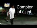 Compton de noche.  paseo en bicicleta
