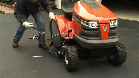 How to Replace the Cutting Blades on a Husqvarna Lawn Tractor