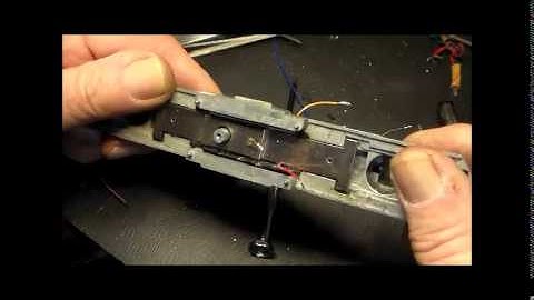 Bachmann GP-40 Decoder Install
