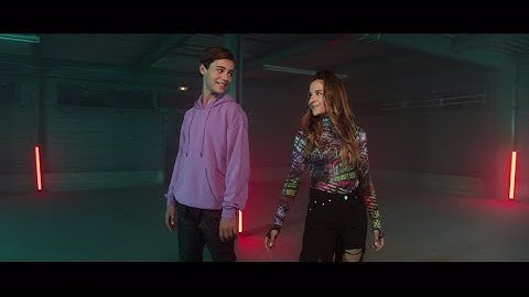 Albane & Léo - Don't Know How To Be Your Friend (Clip Officiel)