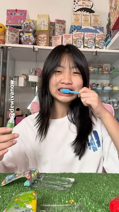 Cece duluan yang coba #permenunik #dewivanow #permen