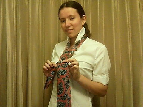 How to Tie a Tie - Half Windsor Knot - YouTube