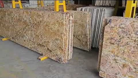 Cận cảnh các mẫu đá trong kho Tiến Lộc Phát.