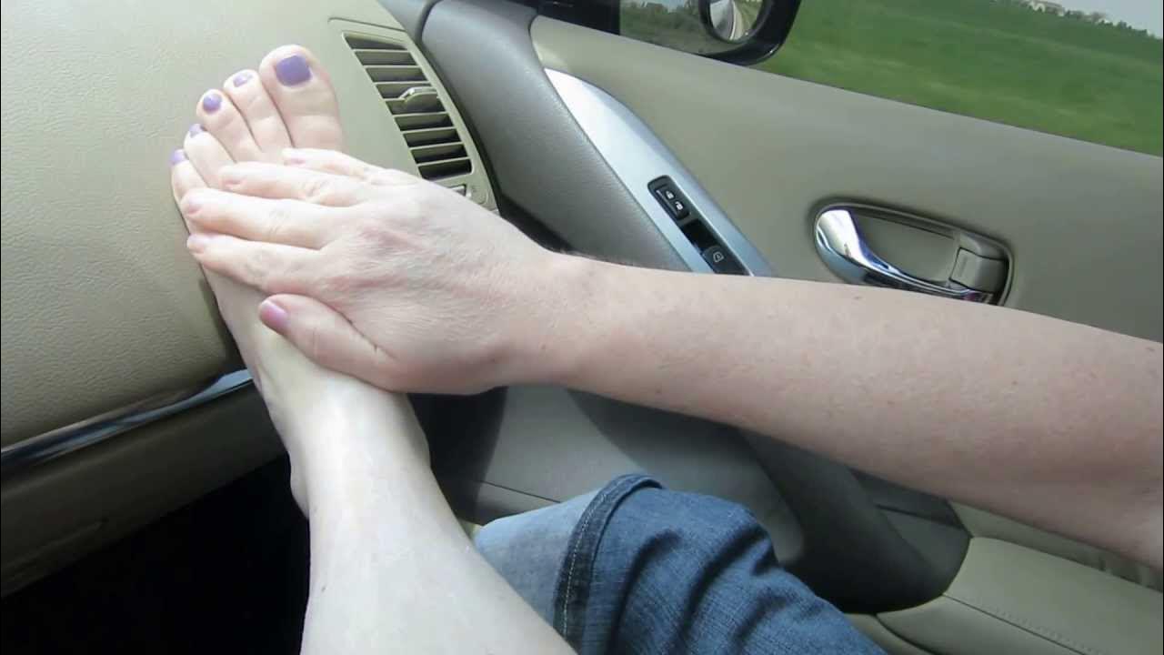 Rubbing feet