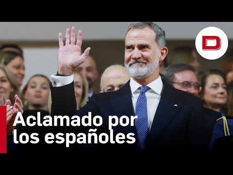 El caluroso aplauso a los Reyes en el concierto que clausura la presidencia de la UE