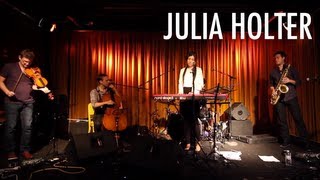 Julia Holter - &quot;In The Green Wild&quot; on Exclaim! TV