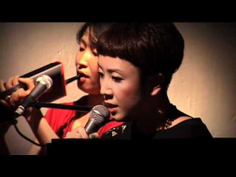 空気公団『出発』from「Live ぼくらの空気公団』 - YouTube