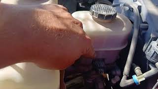 How to Add Brake Fluid in a Ford F-150 (2009–2014) screenshot 3