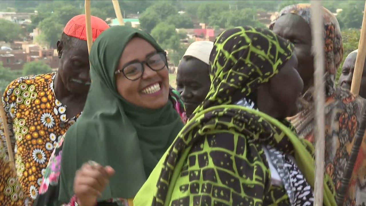 يلا نسافر دبكات لادي ...متعة المشاركة