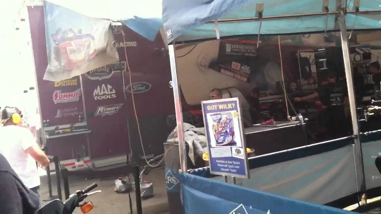 Top fuel nitro idle & throttle blip ( insane ! ) YouTube