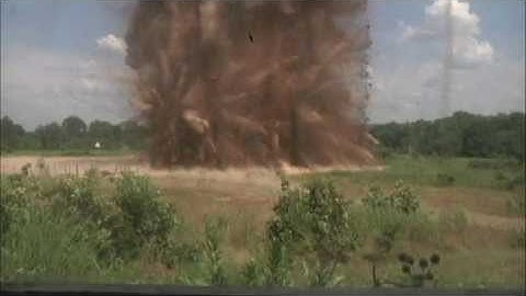 854th Engineer Battalion Conducts Demolition Training
