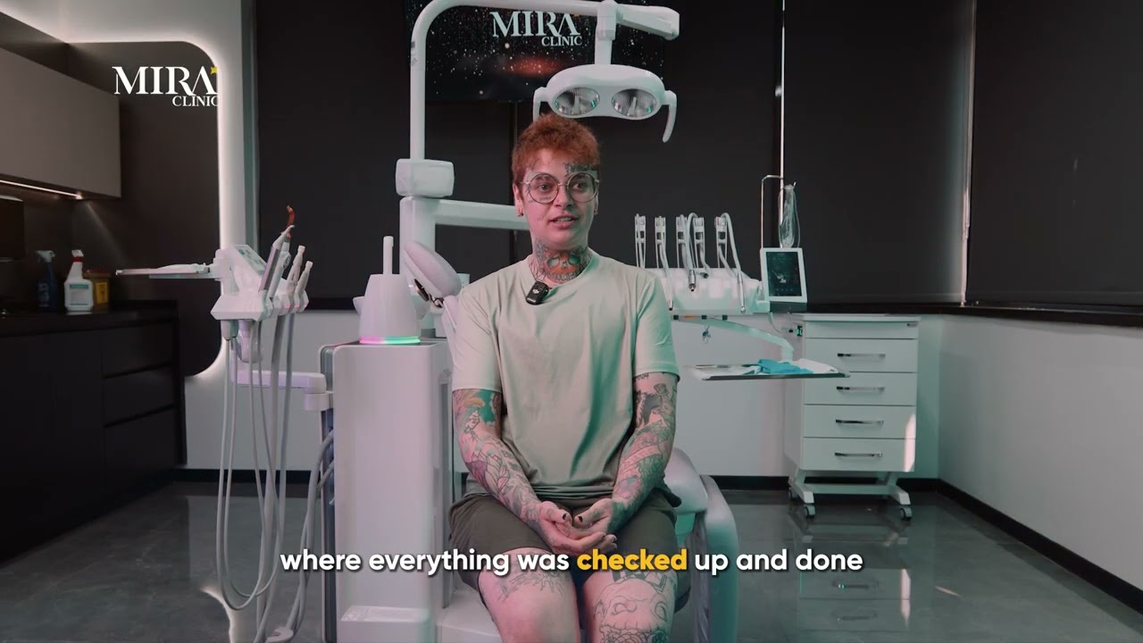 تجربة ابتسامة هوليود في تركيا – قصة كارينا ستانينغ مع ميرا كلينيك