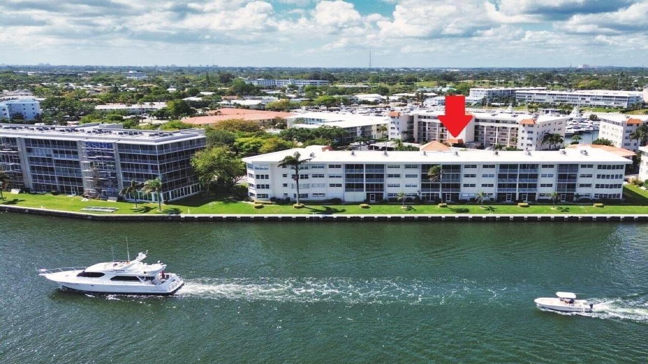 28 Yacht Club Drive, North Palm Beach, FL Presented by Jeff Grant.